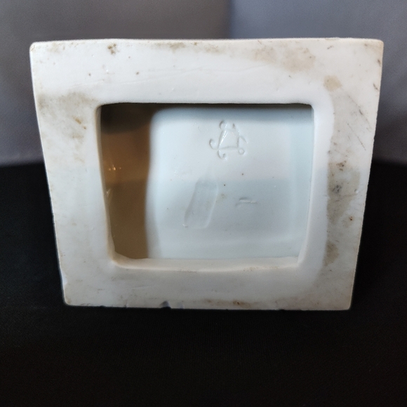 🚨RARE🚨RARE🚨18th-Century Volkstedt "Begger Woman" Blanc De Chine Biscuit MINT - Picture 13 of 13